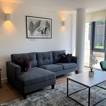 Kew Bridge By Viridian Apartments Exteriör bild