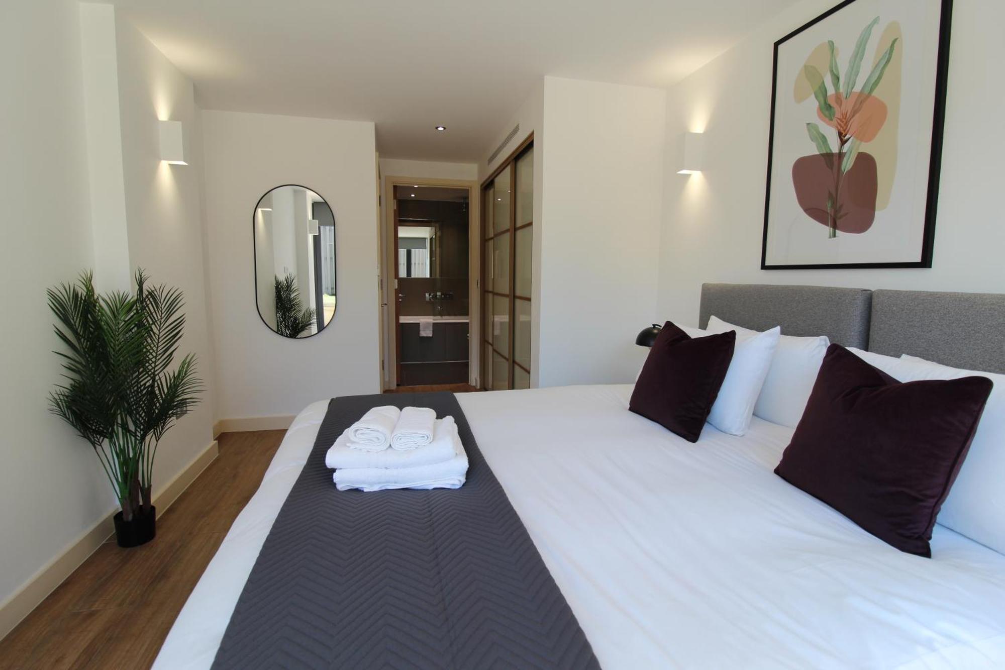 Kew Bridge By Viridian Apartments Exteriör bild