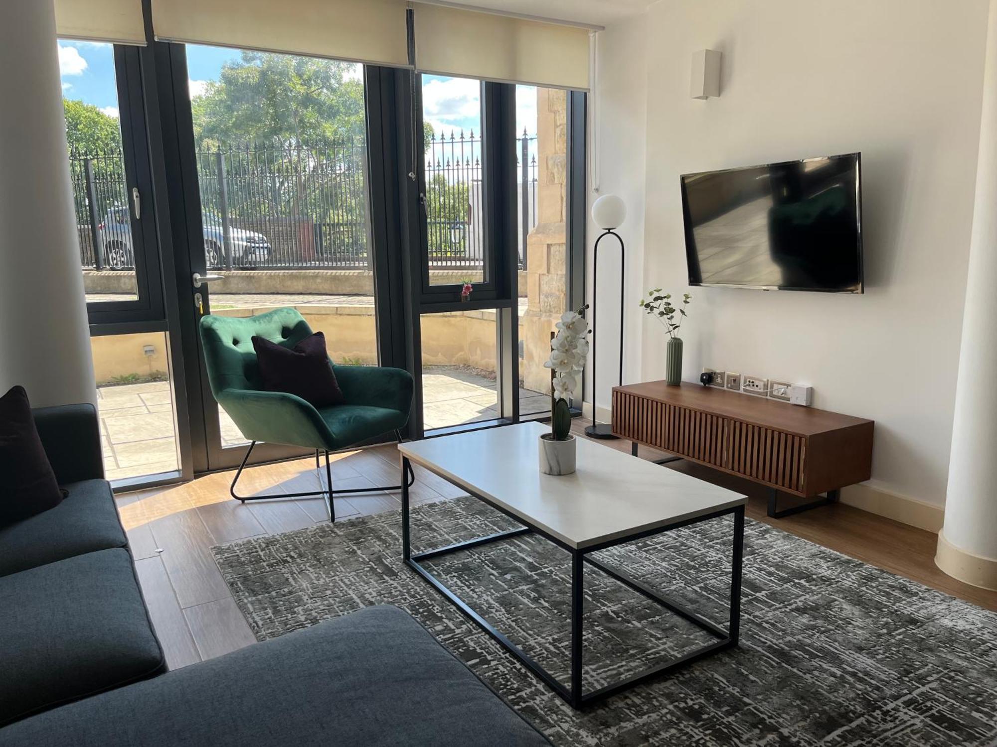Kew Bridge By Viridian Apartments Exteriör bild